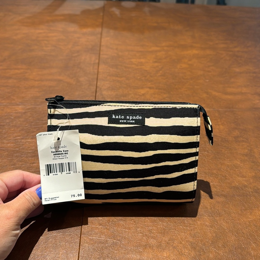 KATE SPADE COSMETIC BAG—NWT